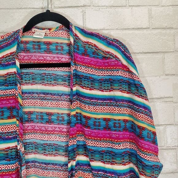 Luna Chix from Pacsun colorful kimono - Picture 11 of 12